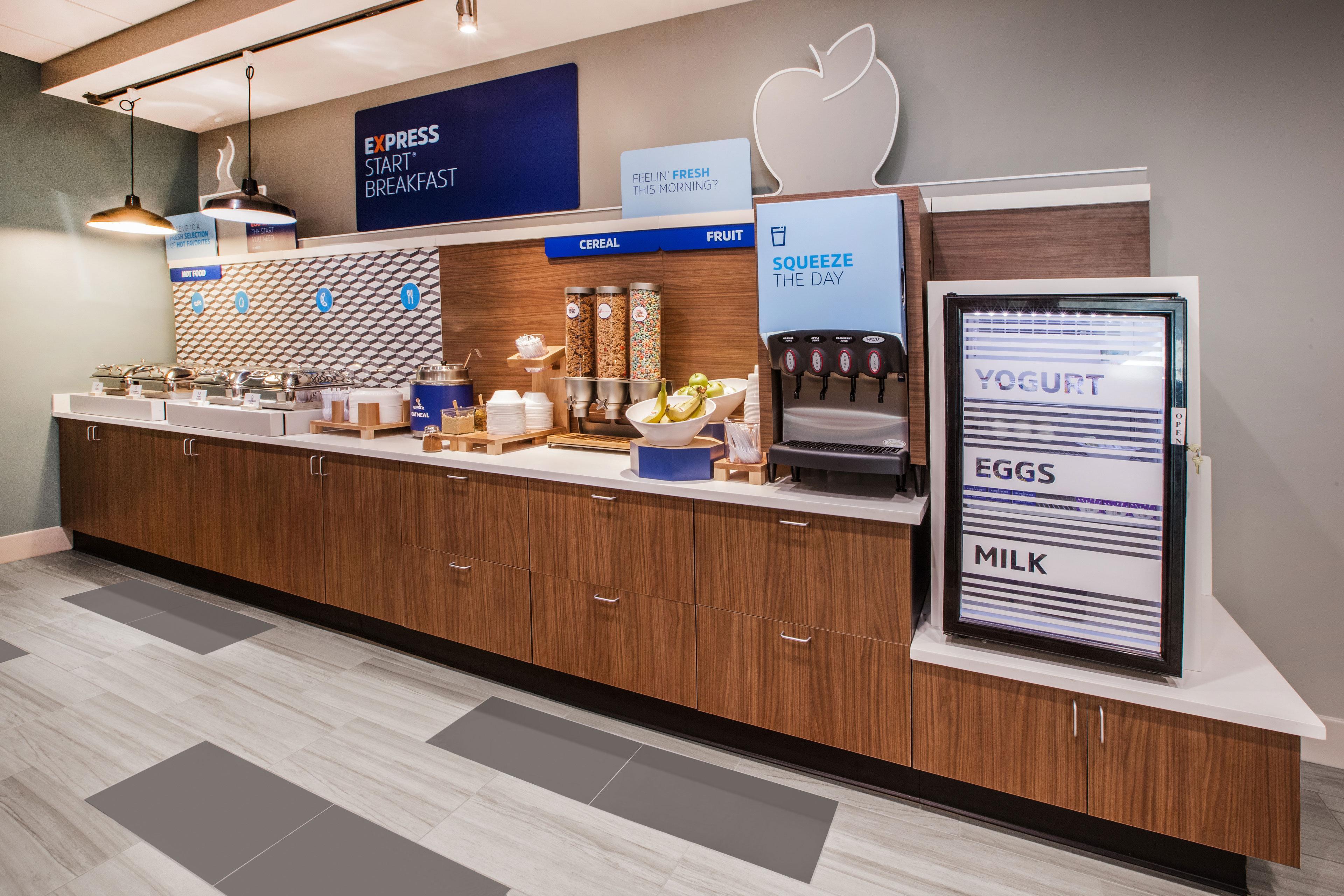 Holiday Inn Express & Suites Charlotte Arpt-Belmont By Ihg Екстериор снимка