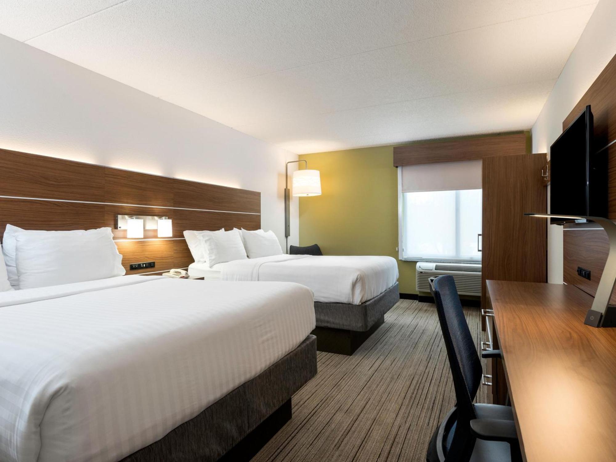 Holiday Inn Express & Suites Charlotte Arpt-Belmont By Ihg Екстериор снимка